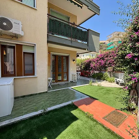 Casa Chicca 1km From The Sea And 2km From The Ariston *